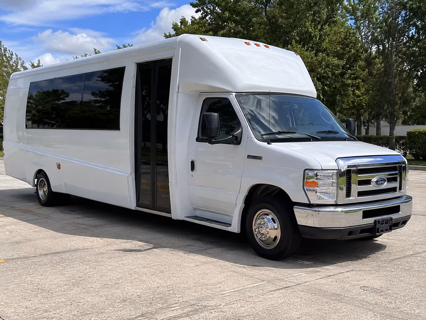 bachelor and bachelorette party buses in peoria