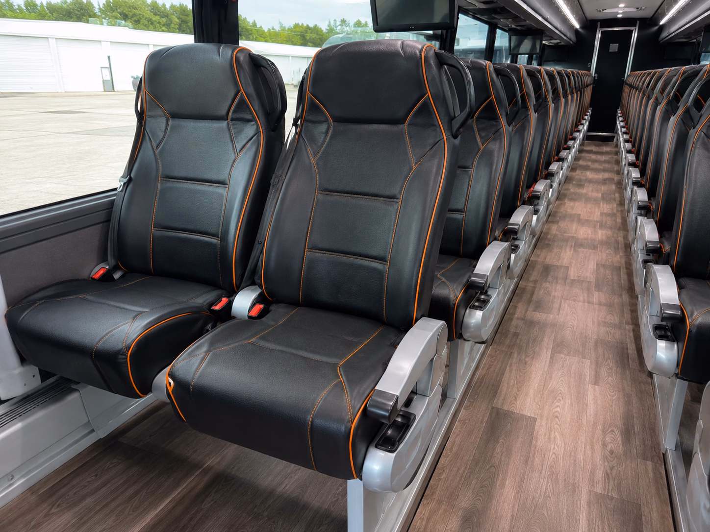 peoria construction and film crew shuttle buses