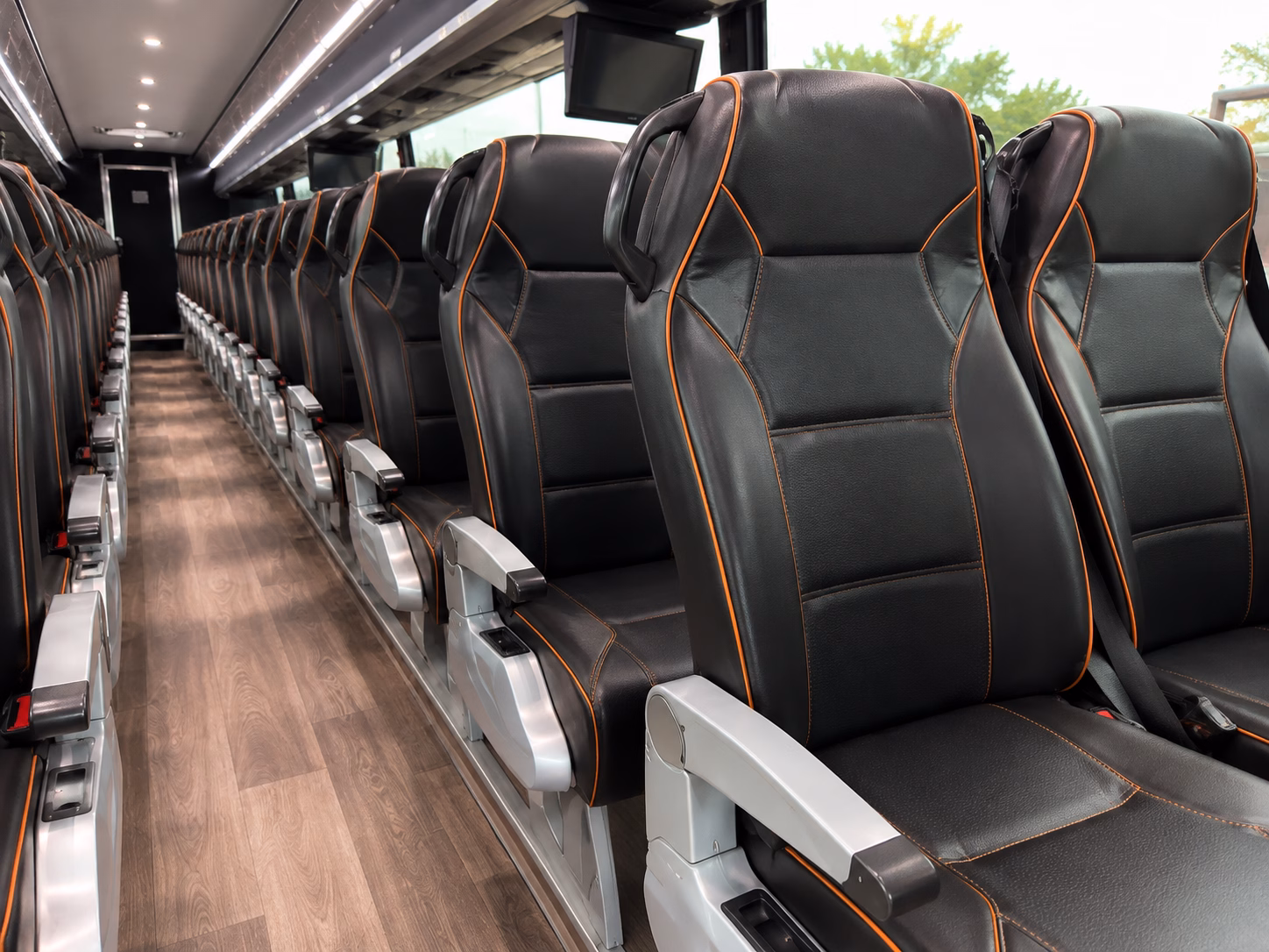 shuttle services for airline crews and airport staff in peoria